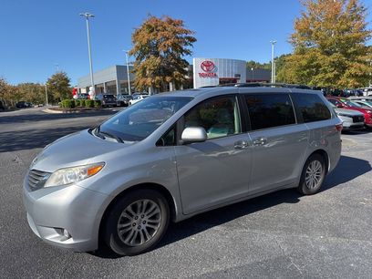 Used 2015 Toyota Sienna XLE Premium