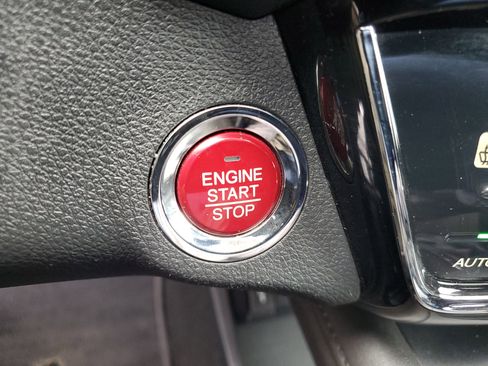 Used 2018 Honda HR-V EX image 26