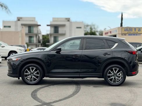 Used 2018 MAZDA CX-5 Touring w/ Preferred Equipment Package FWD image 8
