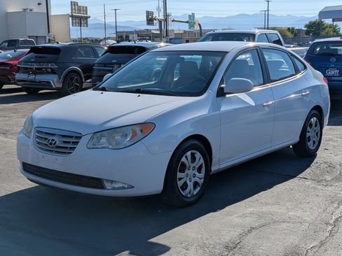 Used 2010 Hyundai Elantra GLS FWD image 10