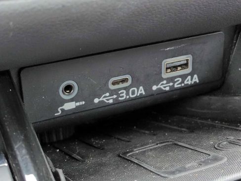 Certified 2023 Subaru Outback Wilderness image 32