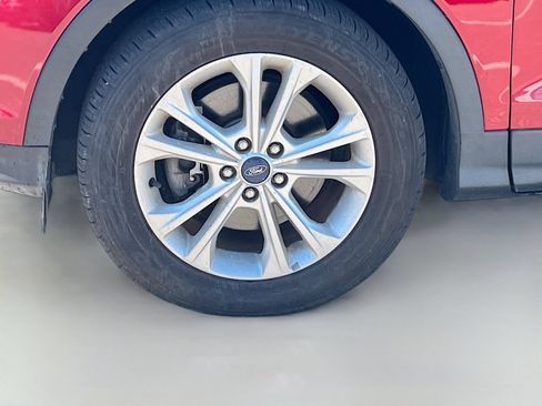 Used 2018 Ford Escape SEL AWD/4WD image 32