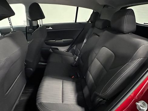 Used 2020 Kia Sportage LX AWD/4WD image 15