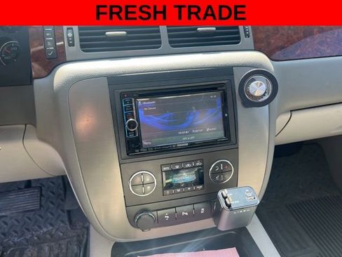 Used 2012 GMC Sierra 1500 SLT w/ SLT Convenience Package AWD/4WD image 8