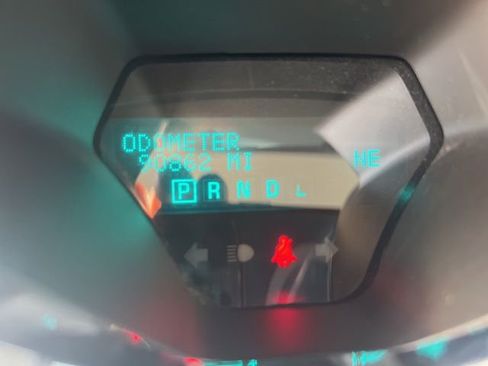 Used 2016 Chevrolet Traverse LT w/ LPO, 'HIT The Road' Package FWD image 12