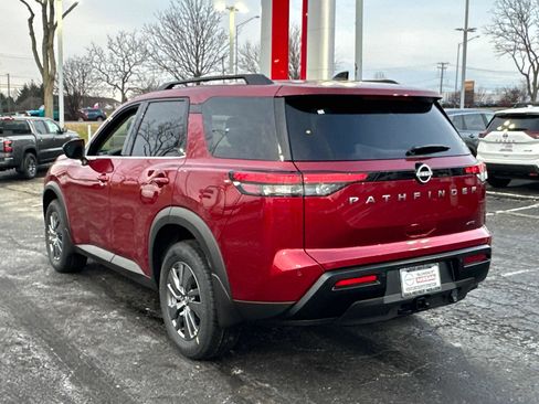 New 2026 Nissan Pathfinder SV AWD/4WD image 6
