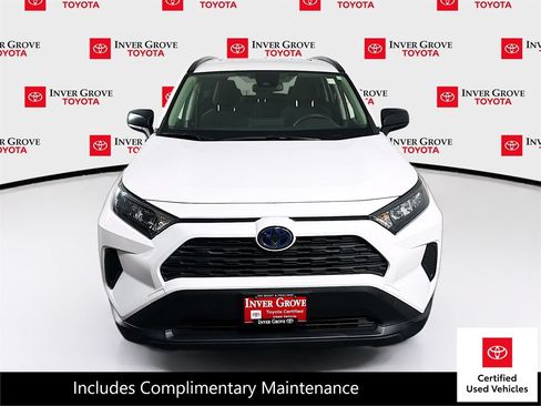 Certified 2022 Toyota RAV4 LE AWD/4WD image 2