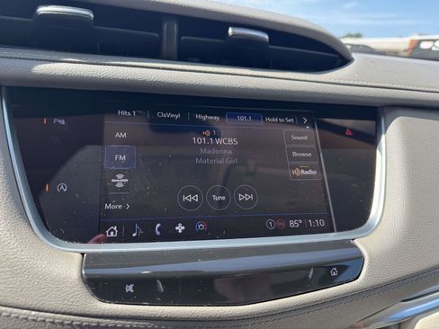 Certified 2022 Cadillac XT5 Premium Luxury image 14