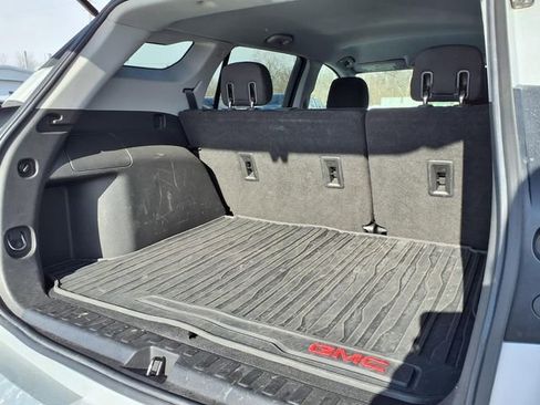 Used 2020 GMC Terrain SLE w/ Driver Convenience Package image 20