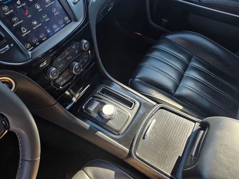 Used 2023 Chrysler 300 S image 19
