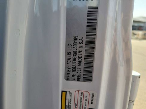 Used 2021 Jeep Gladiator Rubicon image 21