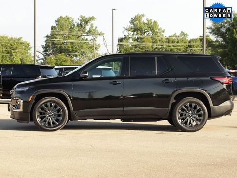 Used 2023 Chevrolet Traverse RS FWD image 4