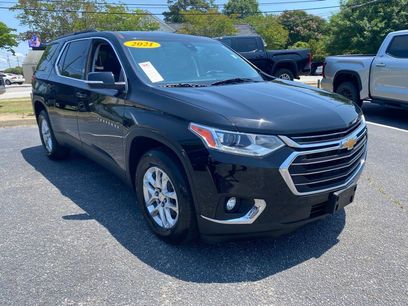 Used 2021 Chevrolet Traverse LT