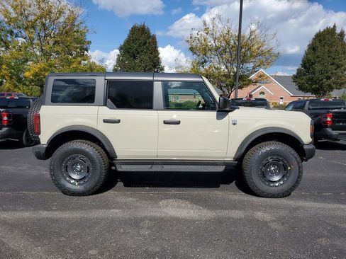 New 2025 Ford Bronco Big Bend w/ Black Diamond Package image 35
