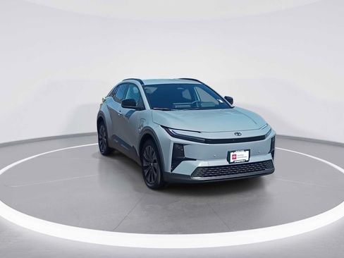 Certified 2026 Toyota C-HR AWD/4WD image 2