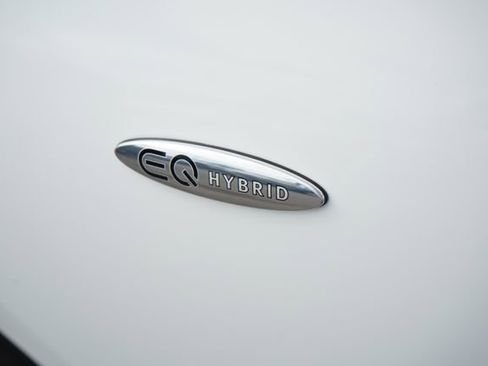 Certified 2025 Mercedes-Benz GLC 350e 4MATIC image 12