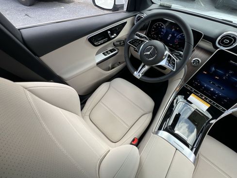 New 2026 Mercedes-Benz GLC 300 4MATIC image 16