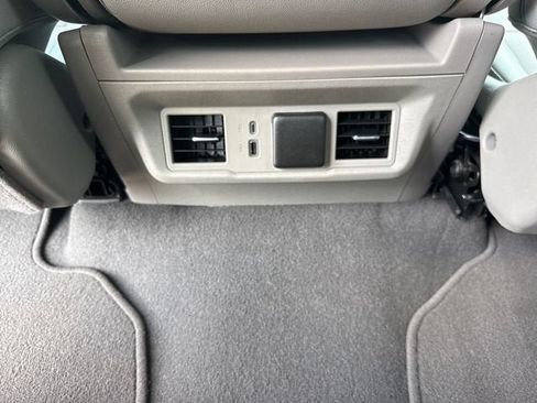 Used 2025 GMC Sierra 1500 SLT AWD/4WD image 16