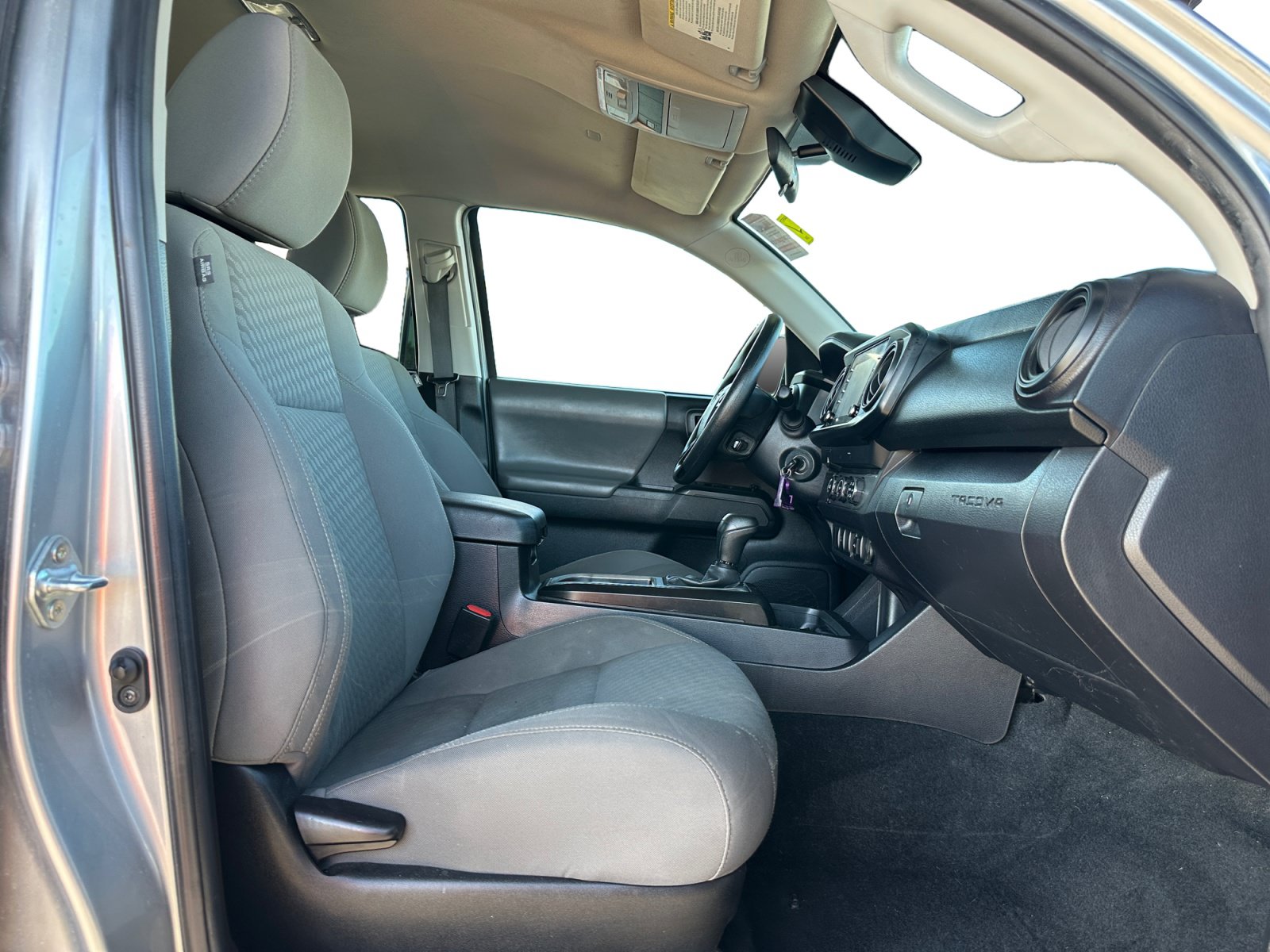Used 2023 Toyota Tacoma SR w/ SR Convenience Package RWD image 15