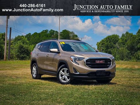 Used 2018 GMC Terrain SLE w/ Driver Convenience Package AWD/4WD image 1