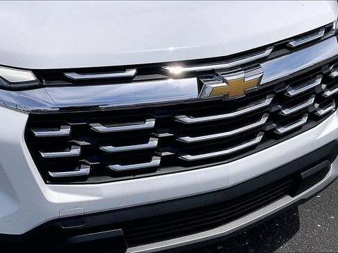 Used 2026 Chevrolet Equinox LT FWD image 29