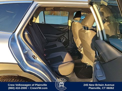 Used 2023 Subaru Outback Premium image 16