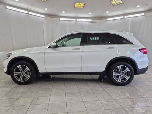 Used 2019 Mercedes-Benz GLC 300 4MATIC image 5