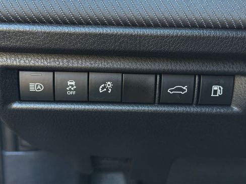 Used 2025 Toyota Camry LE image 34