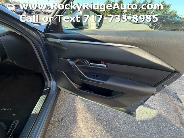 Used 2025 MAZDA CX-50 AWD 2.5 S w/ Premium Package image 29