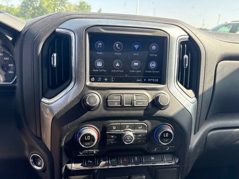 Used 2022 Chevrolet Silverado 1500 RST w/ Redline Edition AWD/4WD image 15
