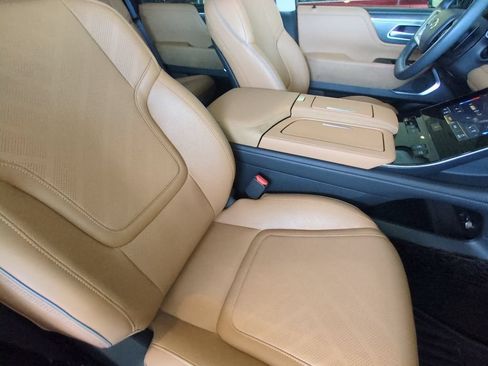 Used 2026 INFINITI QX80 Luxe w/ Cargo Package RWD image 25