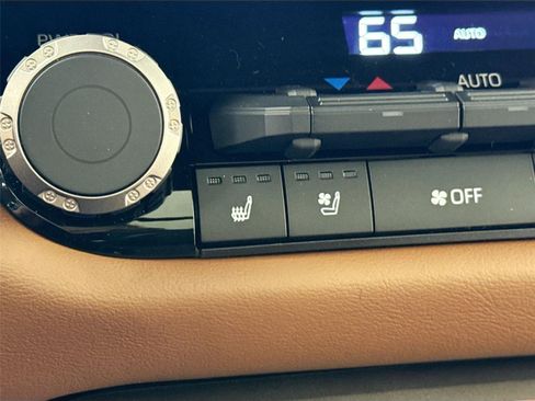 New 2026 Toyota Tundra 1794 Edition AWD/4WD image 17