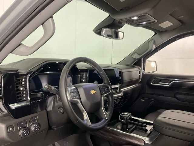Used 2023 Chevrolet Silverado 1500 LTZ AWD/4WD image 20