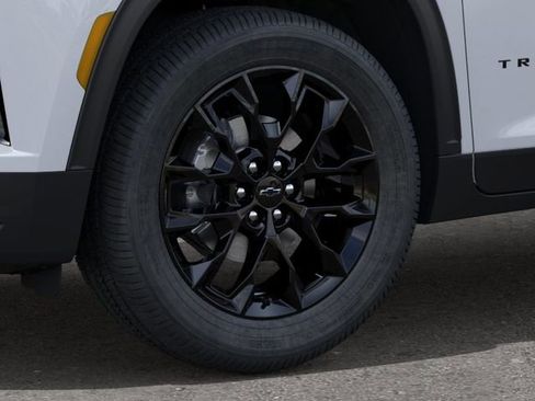 New 2026 Chevrolet Traverse LT w/ Midnight/Sport Edition AWD/4WD image 9