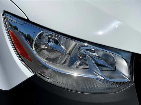 New 2025 Mercedes-Benz Sprinter 2500 image 13