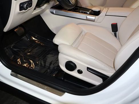 Used 2022 Mercedes-Benz GLB 250 4MATIC image 26