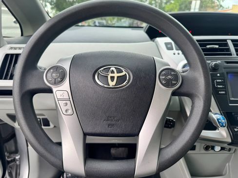 Used 2013 Toyota Prius V Three FWD image 28