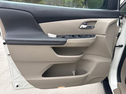 Used 2015 Honda Odyssey EX-L image 14