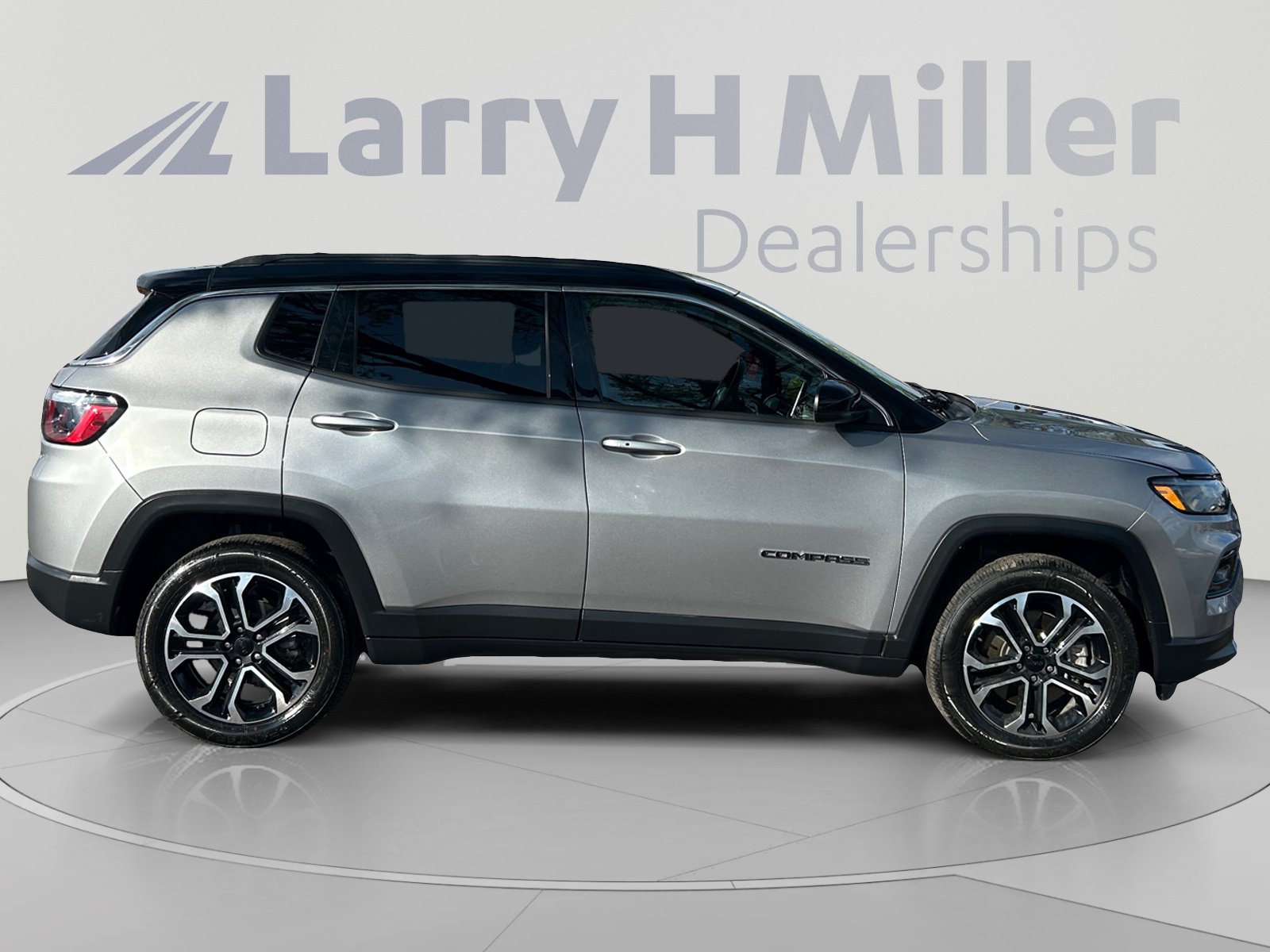 Certified 2024 Jeep Compass Limited AWD/4WD image 6
