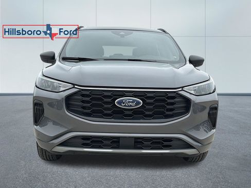 Used 2024 Ford Escape ST-Line w/ Tech Pack #1 AWD/4WD image 2