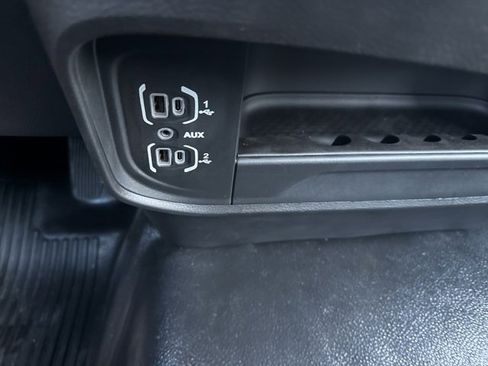 Used 2024 RAM 5500 SLT w/ Quick Order Package 2YG SLT image 23