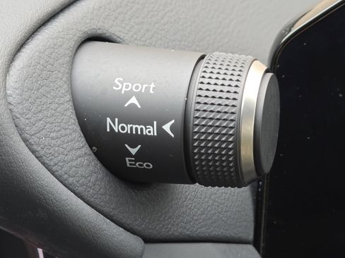 Used 2022 Lexus ES 350 w/ Premium Package image 23