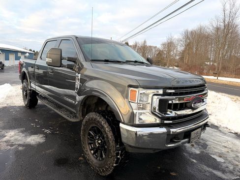 Used 2020 Ford F350 XLT w/ Tremor Off-Road Package image 3