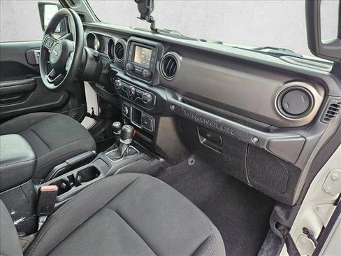 Used 2021 Jeep Wrangler Sport image 21
