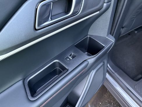 New 2026 Ford Explorer ST-Line w/ ST-Line Street Pack image 37