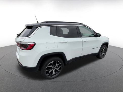 Used 2025 Jeep Compass Limited AWD/4WD image 14