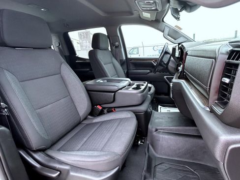Certified 2022 GMC Sierra 1500 Elevation w/ LPO, Elevation Black Package AWD/4WD image 15