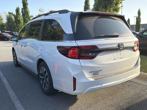 Used 2026 Honda Odyssey EX-L image 4