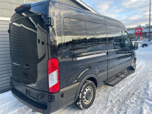 Used 2019 Ford Transit 350 XL image 10