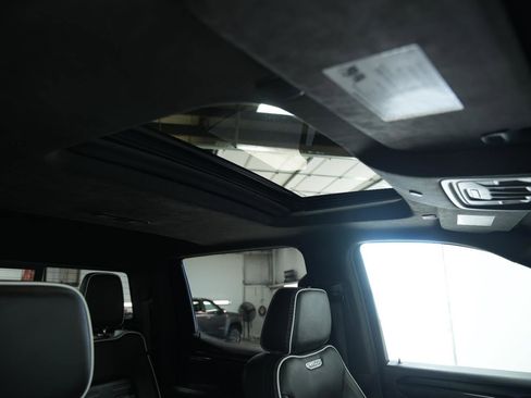 Used 2024 GMC Sierra 1500 AT4X image 21